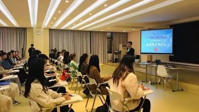 企业培训案例加盟代理：揭秘加盟背后的行业逻辑