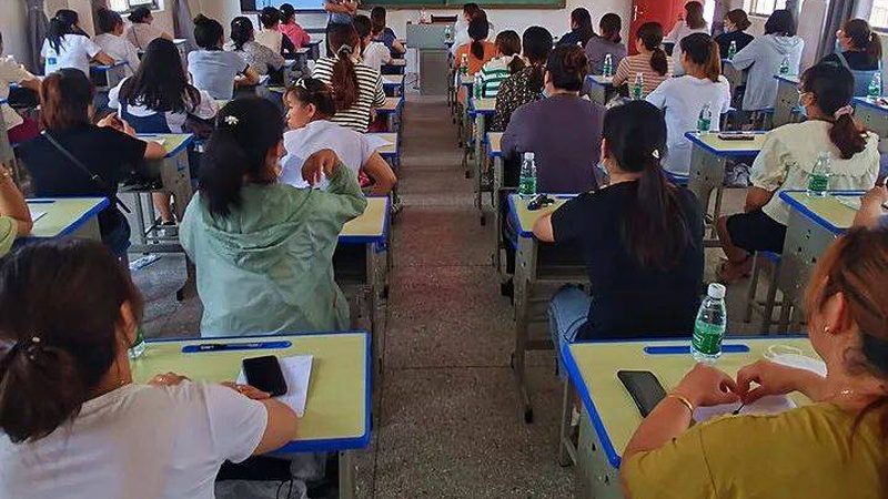 保育员资格证报名，这些条件你符合吗？**
