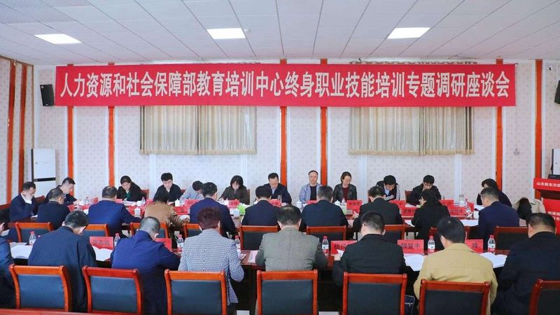 叉车培训拿证时间：揭秘叉车操作证获取的流程与周期